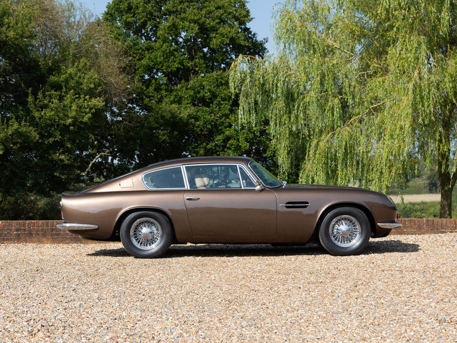 1970 Aston Martin DB6 MK2 Vantage