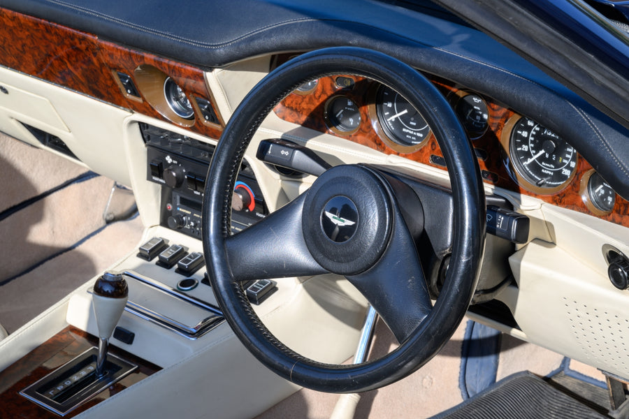 1987 Aston Martin V8 Volante EFI