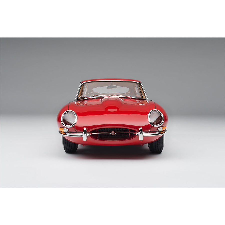 Jaguar E-Type Series 1 Coupe (1961) 1:8 Scale