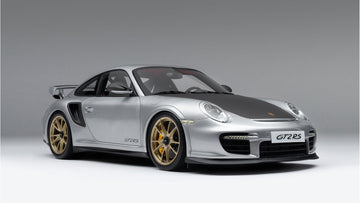 Porsche 911 GT2 RS (2010) 1:8 Scale