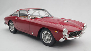 Ferrari 250 GT Lusso 1962 - 1:8 Scale