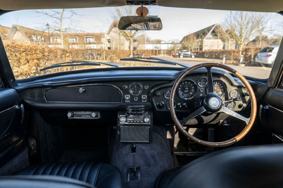 1971 Aston Martin DB6 MkII